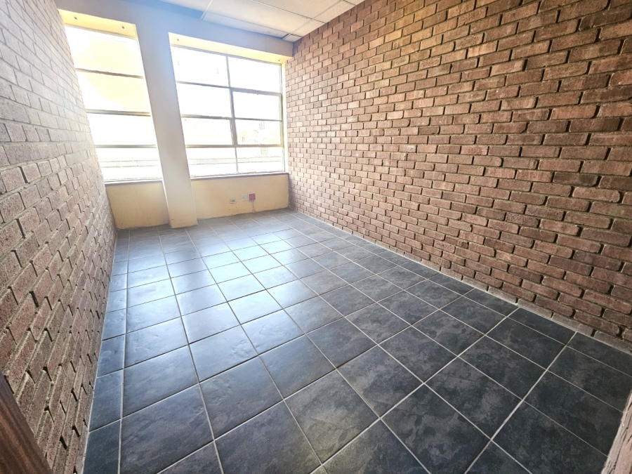 To Let Commercial Property for Rent in Rustenburg Rural North West